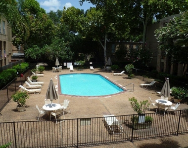 4643 Wild Indigo Street - Photo Thumbnail 12