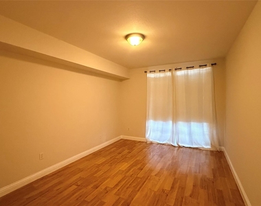 4643 Wild Indigo Street - Photo Thumbnail 8