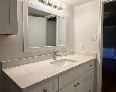 4643 Wild Indigo Street - Photo Thumbnail 6