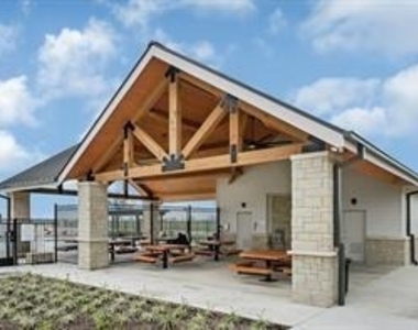 5147 Hunters Trail - Photo Thumbnail 32