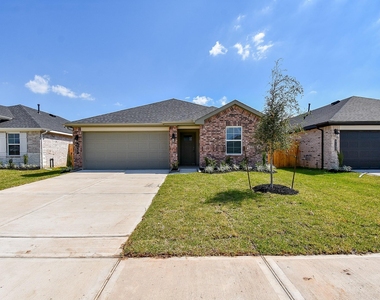 5147 Hunters Trail - Photo Thumbnail 1