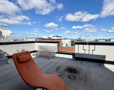 334 Evergreen Avenue - Photo Thumbnail 2