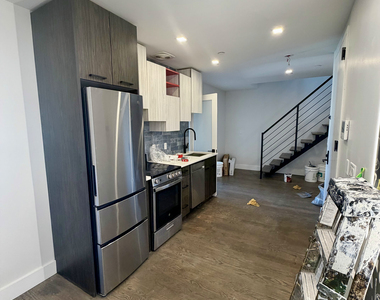 334 Evergreen Avenue - Photo Thumbnail 17