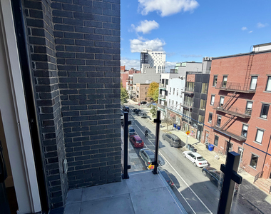 334 Evergreen Avenue - Photo Thumbnail 10