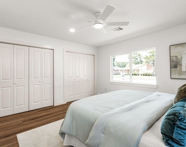 5207 Hummingbird Street - Photo Thumbnail 14