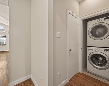 3605 Main Plaza Drive - Photo Thumbnail 16