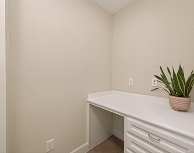 3605 Main Plaza Drive - Photo Thumbnail 8