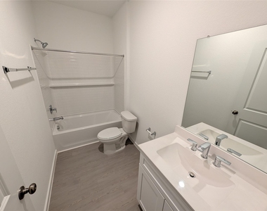 26013 Hampshire Drive - Photo Thumbnail 7