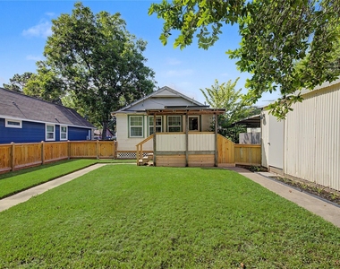 304 Foster Street - Photo Thumbnail 20