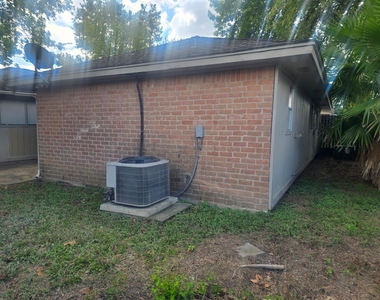 10622 Beckfield Drive - Photo Thumbnail 22