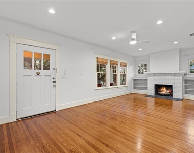 1412 Kipling Street - Photo Thumbnail 2