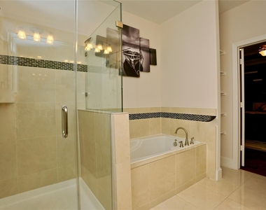 948 W 24th Street - Photo Thumbnail 17