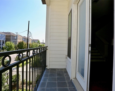 948 W 24th Street - Photo Thumbnail 19