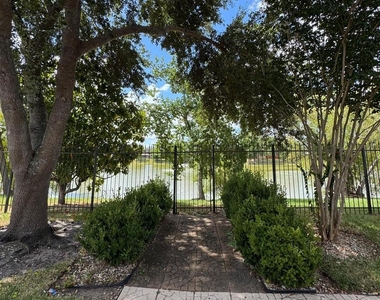 7703 Omaha Drive - Photo Thumbnail 9