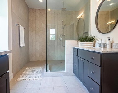 1507 Hickory Street - Photo Thumbnail 24