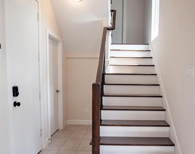 1507 Hickory Street - Photo Thumbnail 6
