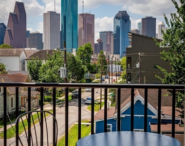 1507 Hickory Street - Photo Thumbnail 1