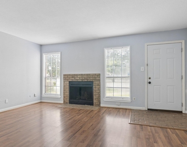 6111 Beverlyhill Street - Photo Thumbnail 7
