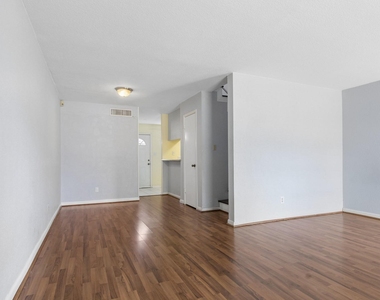 6111 Beverlyhill Street - Photo Thumbnail 4