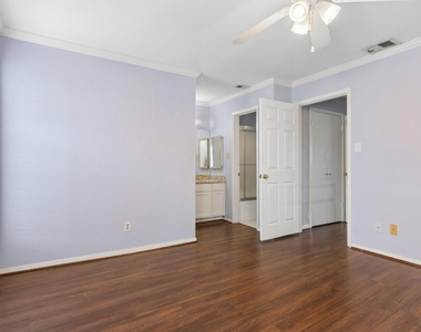 6111 Beverlyhill Street - Photo Thumbnail 14