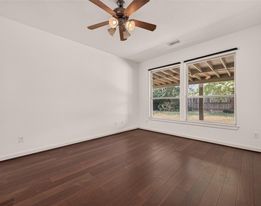 195 Copper Stream Ln - Photo Thumbnail 33