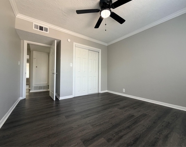 1414 East Avenue - Photo Thumbnail 9