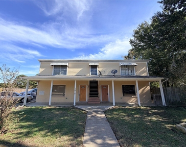 1414 East Avenue - Photo Thumbnail 2