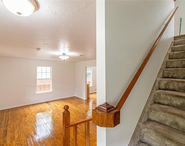5010 Elm Street - Photo Thumbnail 8