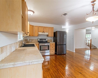5010 Elm Street - Photo Thumbnail 5