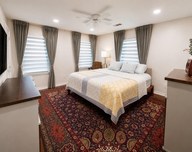 5007 Willowbend Boulevard - Photo Thumbnail 5