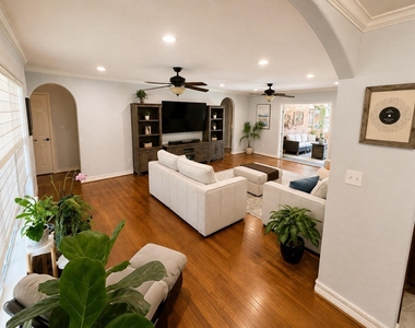 5007 Willowbend Boulevard - Photo Thumbnail 3