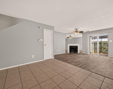 12656 Windsor Village Drive - Photo Thumbnail 9