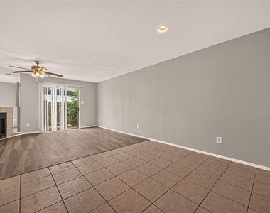 12656 Windsor Village Drive - Photo Thumbnail 6