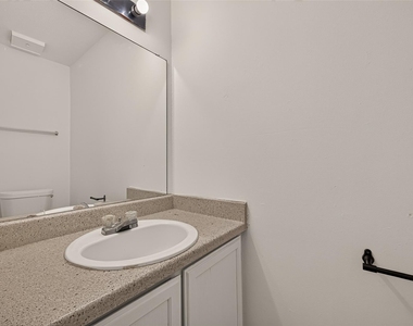 12656 Windsor Village Drive - Photo Thumbnail 22