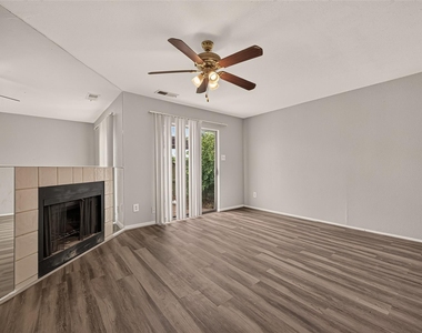 12656 Windsor Village Drive - Photo Thumbnail 13