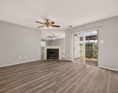 12656 Windsor Village Drive - Photo Thumbnail 10