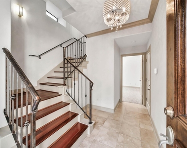 5221 Eigel Street - Photo Thumbnail 4