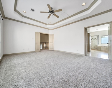5221 Eigel Street - Photo Thumbnail 16