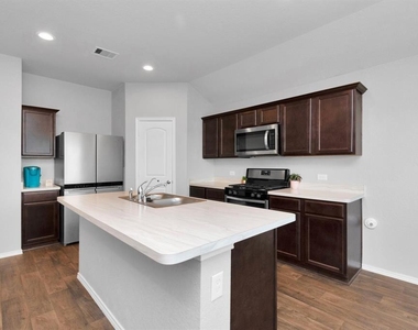 21506 Hartford Hollow Lane - Photo Thumbnail 7