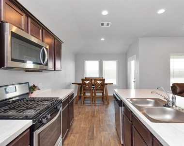 21506 Hartford Hollow Lane - Photo Thumbnail 11