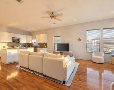 5111 Cornish Street - Photo Thumbnail 3