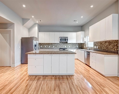 5111 Cornish Street - Photo Thumbnail 6