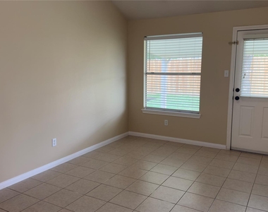 5743 Brenwood Glen Trail - Photo Thumbnail 7