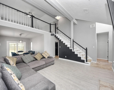 16111 Copper Canyon Drive - Photo Thumbnail 4
