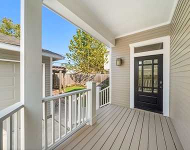 931 W Cottage Street - Photo Thumbnail 33