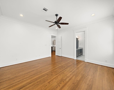 931 W Cottage Street - Photo Thumbnail 17