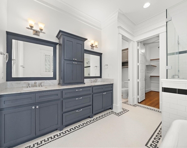 931 W Cottage Street - Photo Thumbnail 18