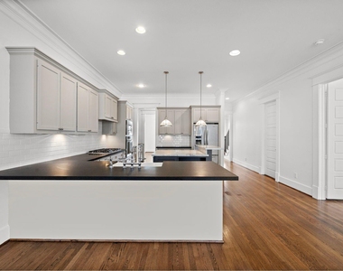 931 W Cottage Street - Photo Thumbnail 12