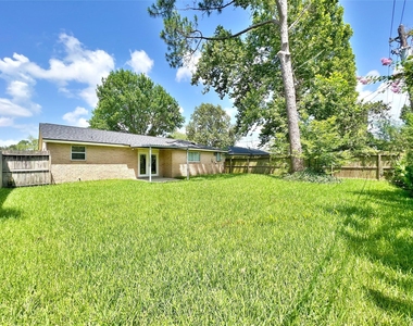 16914 David Glen Drive - Photo Thumbnail 4
