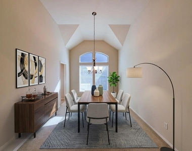 2710 Bamboo Lane - Photo Thumbnail 7